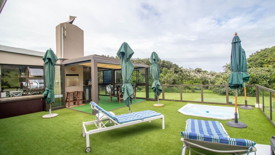 7 Bedroom Property for Sale in Marshstrand Eastern Cape